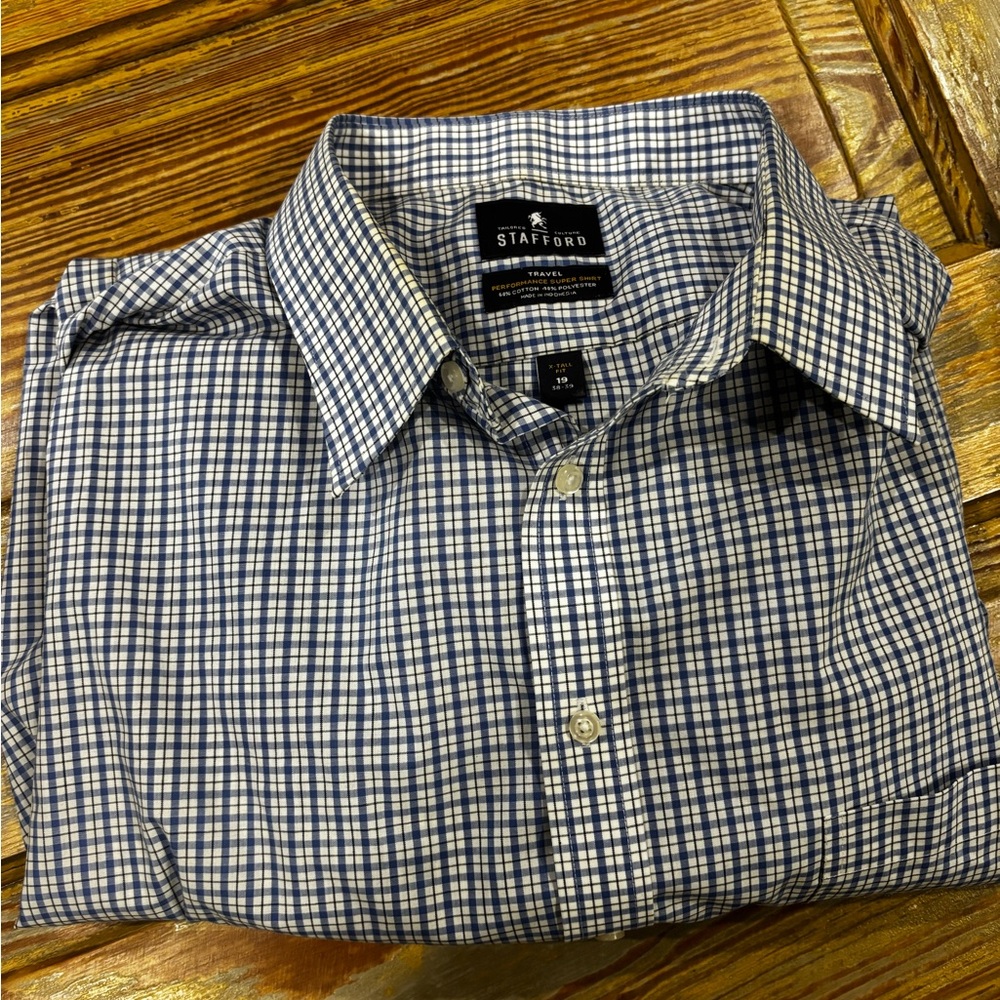 Stafford Men's Navy and White Plaid Shirt